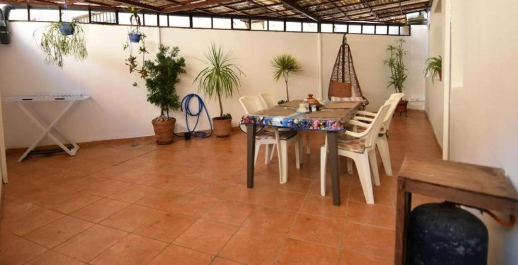 Appartement Elegant Et Climatise Au Centre Avec Terrasse - Proche Plage Et Attractions ! Tanger Exterior foto